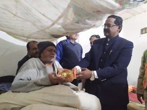  जशपुरनगर : स्वतंत्रता संग्राम सेनानी श्री मिश्रा का सम्मान