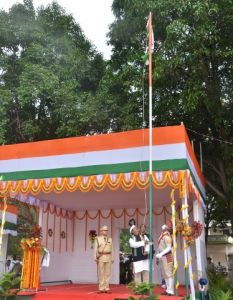 बलरामपुर : गरीमामय माहौल में मनाया गया आजादी का 74वां स्वतंत्रता दिवस