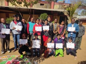जशपुर : ऊर्जा संरक्षण विषय पर चित्रकला एवं स्लोगन लेखन प्रतियोगिता का पुस्कार वितरण