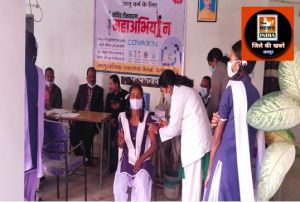 जशपुर :  15 से 18 आयु वर्ग के किशोर बालक बालिकाएं उत्साह से लगवा रहे है टीका