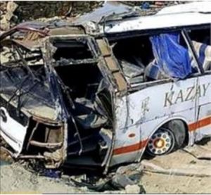  बलूचिस्तान : यात्री बस खाई में गिरी, नौसेना के कम 9 सुरक्षाकर्मियों की मौत, 29 अन्य घायल  