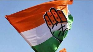 गुजरात : एक और विधायक ने छोड़ा कांग्रेस का हाथ 
