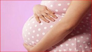  शर्मनाक!, कोविड टेस्ट रिपोर्ट पॉजिटिव आने के बाद अस्पताल ने गर्भवती को भर्ती करने से किया इनकार 