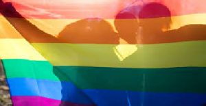  ओडिशा HC ने समलैंगिक जोड़े को लिव-इन में रहने की दी इजाजत 