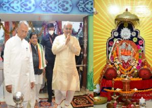  मुख्यमंत्री ने कौशल्या माता मंदिर में पूजा-अर्चना कर प्रदेशवासियों की खुशहाली की कामना की