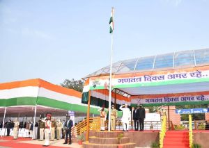 मुख्यमंत्री श्री बघेल ने गणतंत्र दिवस के पावन अवसर पर ध्वाजारोहण करते हुए कई महत्वपूर्ण योजनाओं की घोषणा की