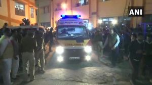 उन्नाव रेप पीड़िता की मौत, पिता की मांग- हैदराबाद एनकाउंटर की तरह दरिंदों को सजा मिले
