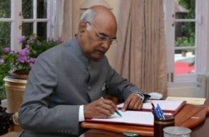  विरोध के बीच राष्ट्रपति रामनाथ कोविंद ने कृष‍ि विधेयकों पर किए हस्ताक्षर