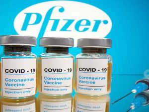  Pfizer-BioNTech की COVID-19 वैक्सीन को मंज़ूरी देने वाला पहला देश बना UK 