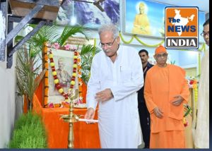 मुख्यमंत्री ने स्वामी विवेकानंद के चित्र के समक्ष दीप प्रज्ज्वलित कर आजादी के अमृत महोत्सव के तहत आयोजित राष्ट्रीय सम्मेलन का शुभारंभ किया...